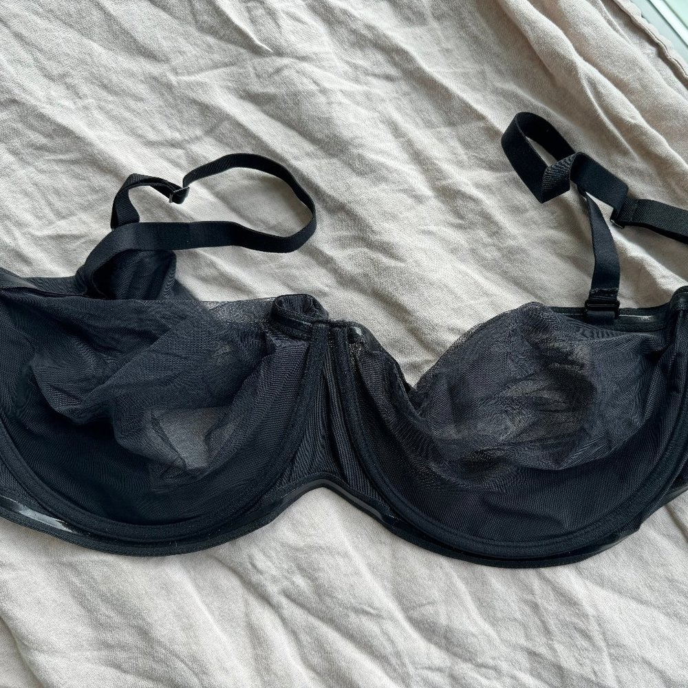 Skims - Ultra Fine Mesh Strapless Bra - 40G(DDD)